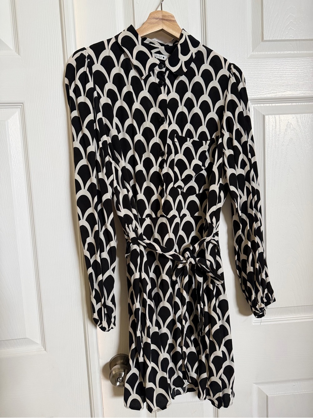 Zara Black and White Geometric Tie-Waist Mini Dress - Picture 6 of 7
